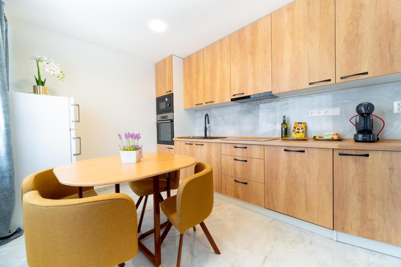 Apartman Discreet Kysucke Nove Mesto Exterior foto